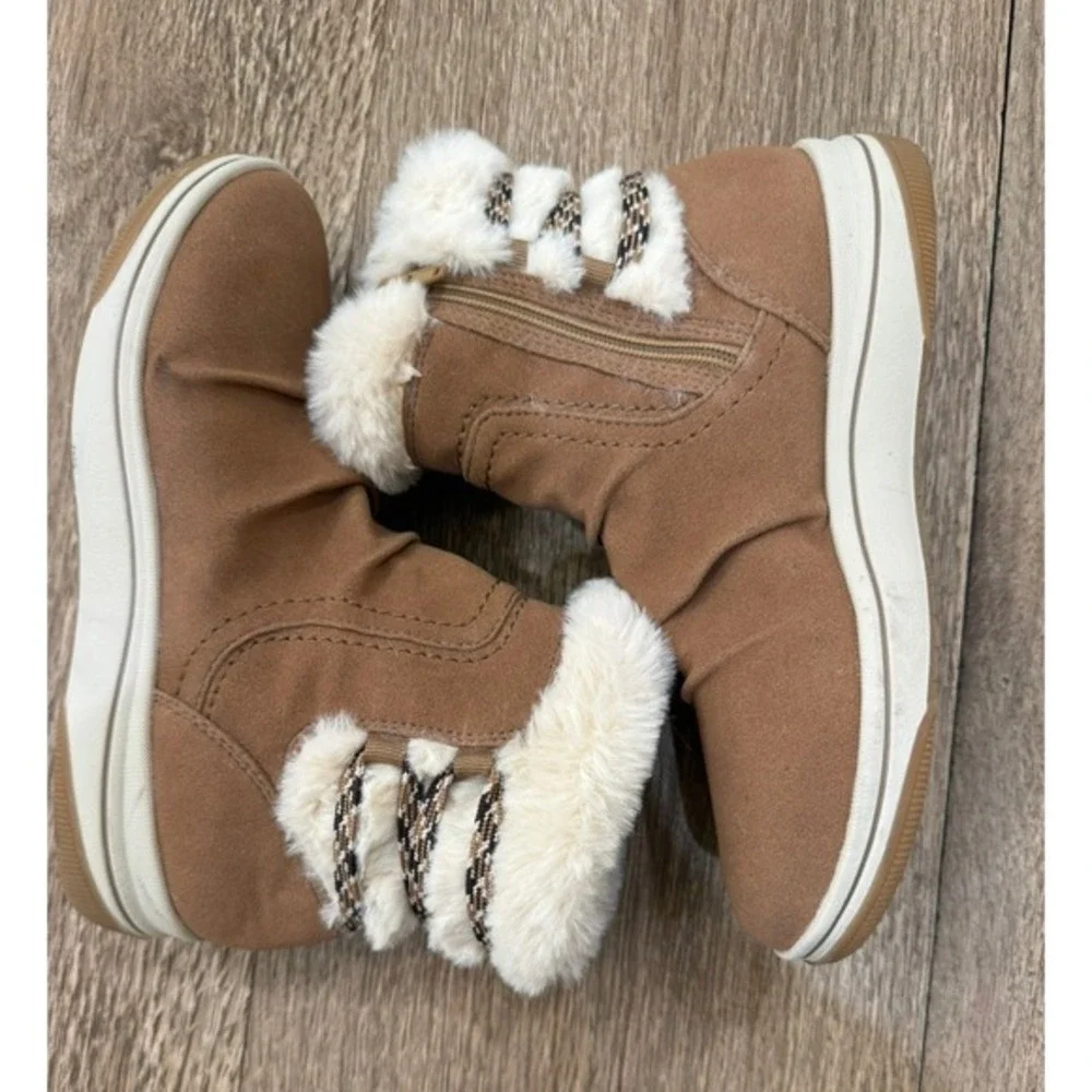 Clark's Brown Faux Suede Fur Trim‎ Ankle Boots Side Zip Size 5